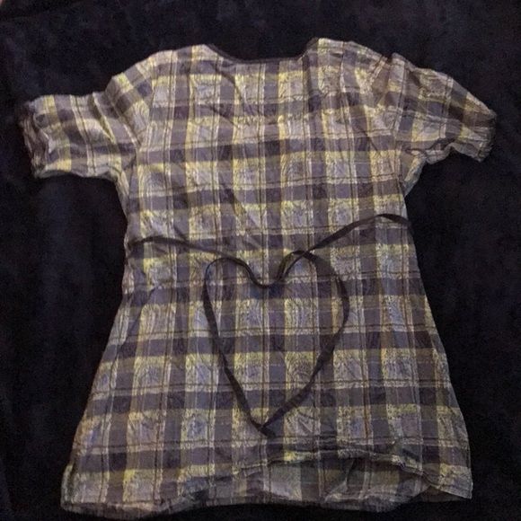 Scrub top - Picture 2 of 2